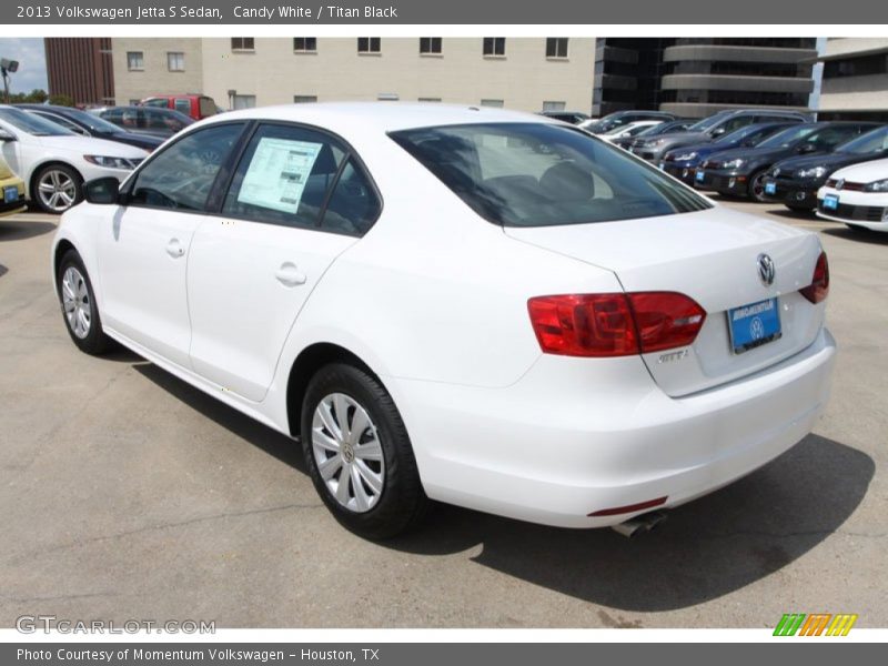 Candy White / Titan Black 2013 Volkswagen Jetta S Sedan