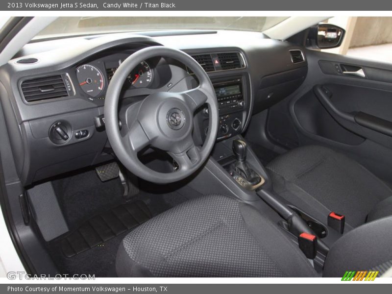 Candy White / Titan Black 2013 Volkswagen Jetta S Sedan