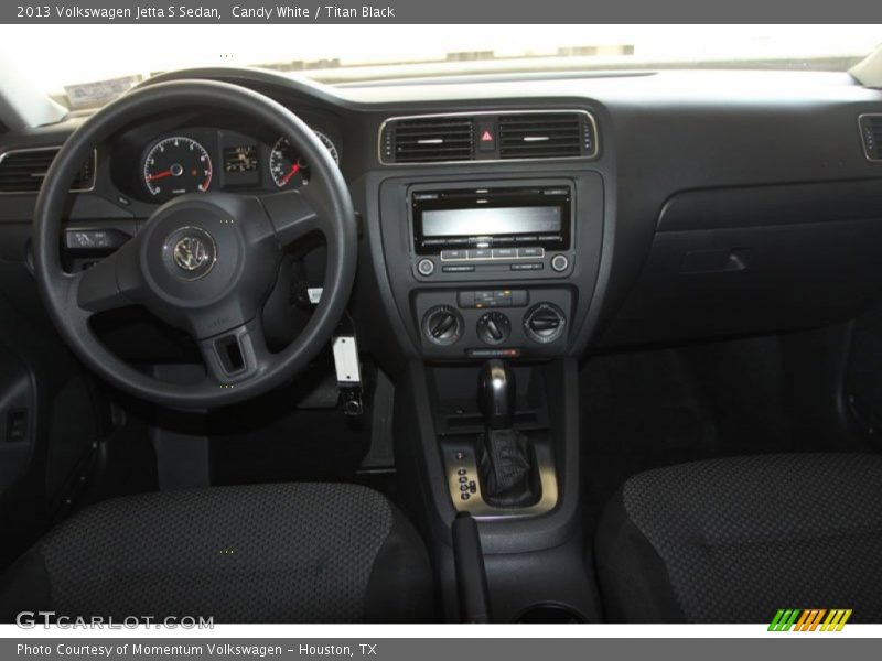 Candy White / Titan Black 2013 Volkswagen Jetta S Sedan