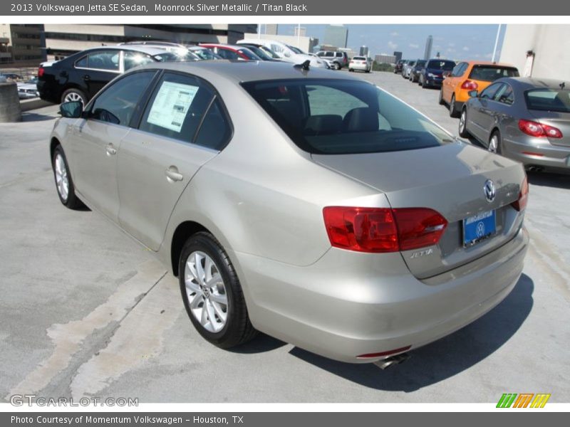 Moonrock Silver Metallic / Titan Black 2013 Volkswagen Jetta SE Sedan