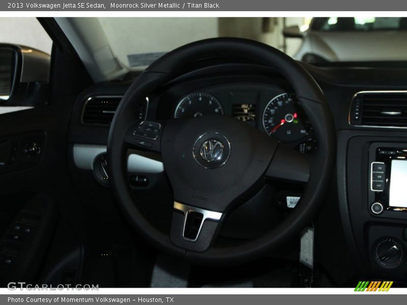Moonrock Silver Metallic / Titan Black 2013 Volkswagen Jetta SE Sedan