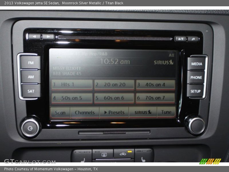 Moonrock Silver Metallic / Titan Black 2013 Volkswagen Jetta SE Sedan