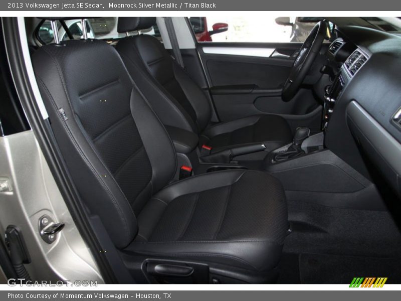Moonrock Silver Metallic / Titan Black 2013 Volkswagen Jetta SE Sedan