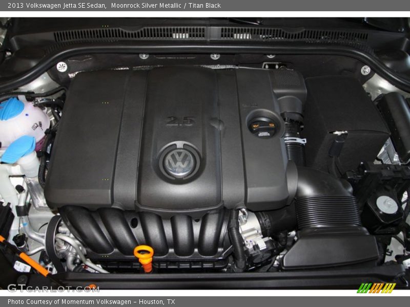 Moonrock Silver Metallic / Titan Black 2013 Volkswagen Jetta SE Sedan