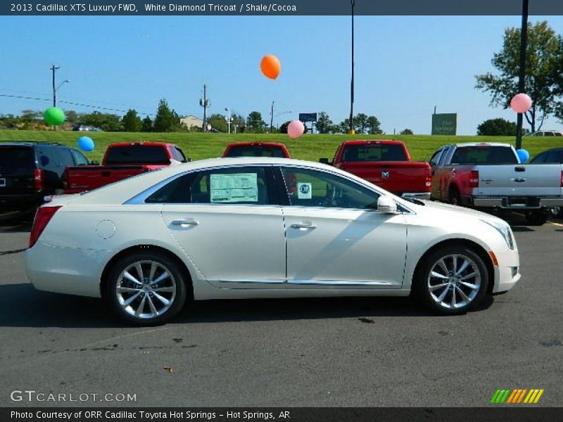 White Diamond Tricoat / Shale/Cocoa 2013 Cadillac XTS Luxury FWD