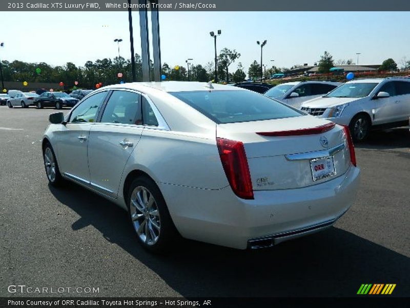 White Diamond Tricoat / Shale/Cocoa 2013 Cadillac XTS Luxury FWD