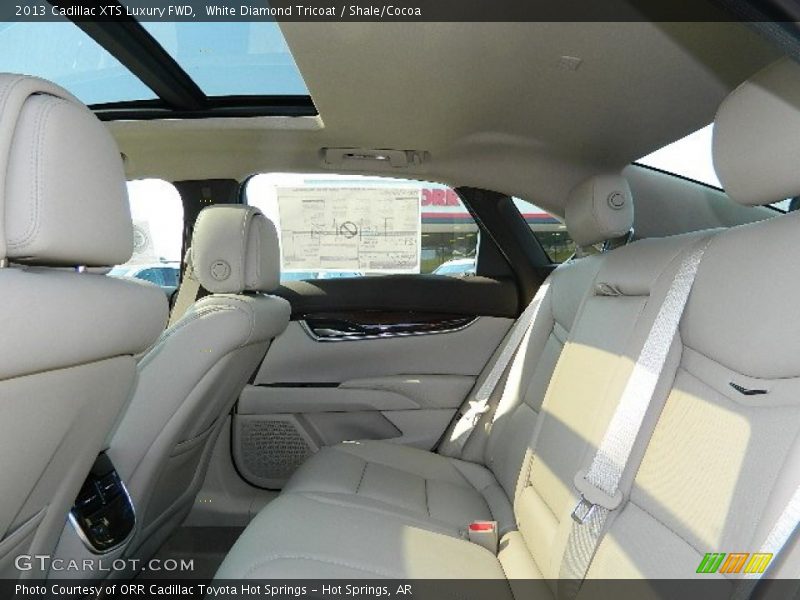 White Diamond Tricoat / Shale/Cocoa 2013 Cadillac XTS Luxury FWD