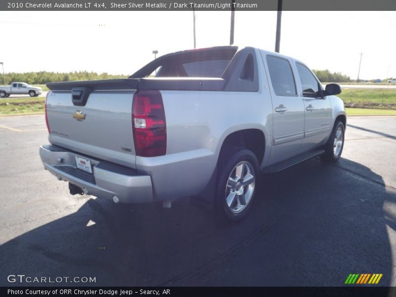 Sheer Silver Metallic / Dark Titanium/Light Titanium 2010 Chevrolet Avalanche LT 4x4