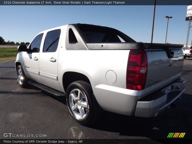 Sheer Silver Metallic / Dark Titanium/Light Titanium 2010 Chevrolet Avalanche LT 4x4