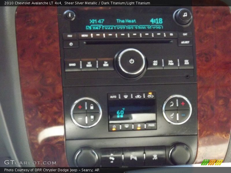 Sheer Silver Metallic / Dark Titanium/Light Titanium 2010 Chevrolet Avalanche LT 4x4