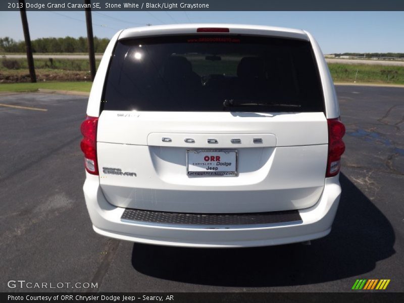 Stone White / Black/Light Graystone 2013 Dodge Grand Caravan SE
