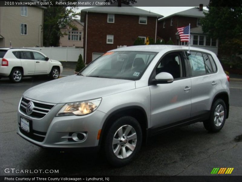 Reflex Silver Metallic / Charcoal 2010 Volkswagen Tiguan S
