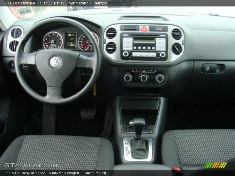 Reflex Silver Metallic / Charcoal 2010 Volkswagen Tiguan S
