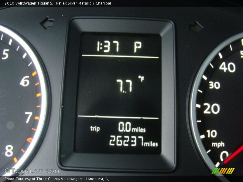 Reflex Silver Metallic / Charcoal 2010 Volkswagen Tiguan S