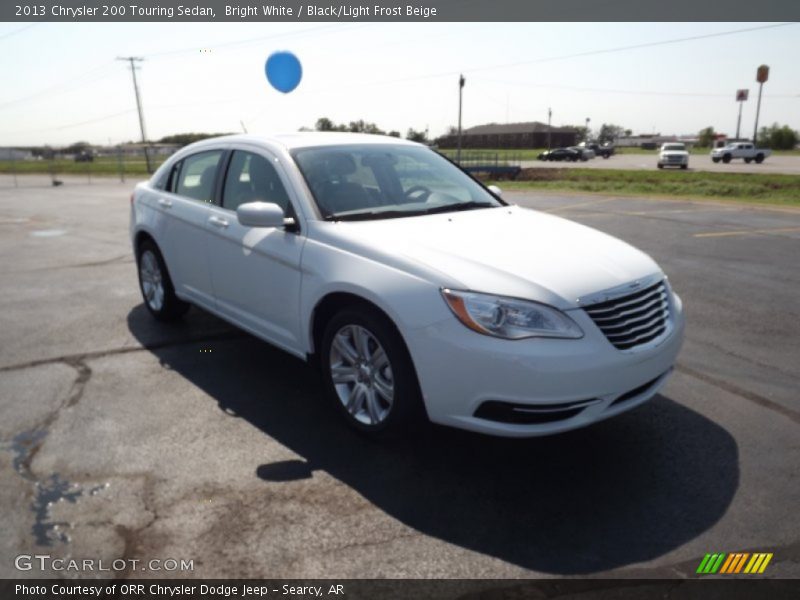 Bright White / Black/Light Frost Beige 2013 Chrysler 200 Touring Sedan
