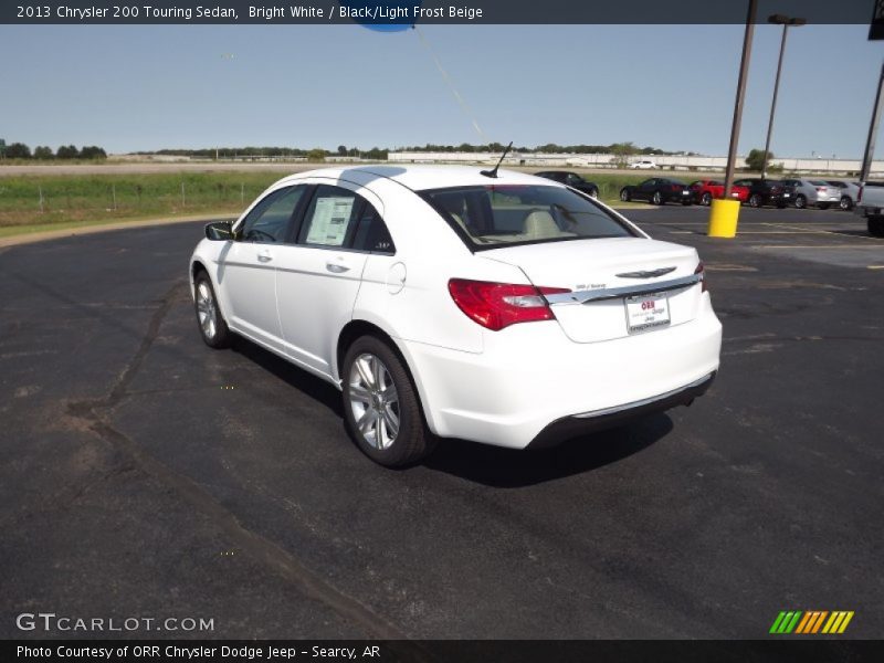 Bright White / Black/Light Frost Beige 2013 Chrysler 200 Touring Sedan
