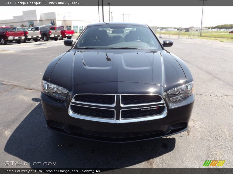 Pitch Black / Black 2013 Dodge Charger SE