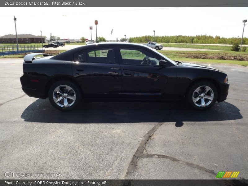 Pitch Black / Black 2013 Dodge Charger SE