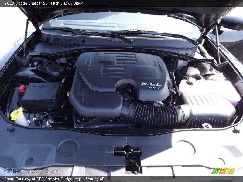 Pitch Black / Black 2013 Dodge Charger SE