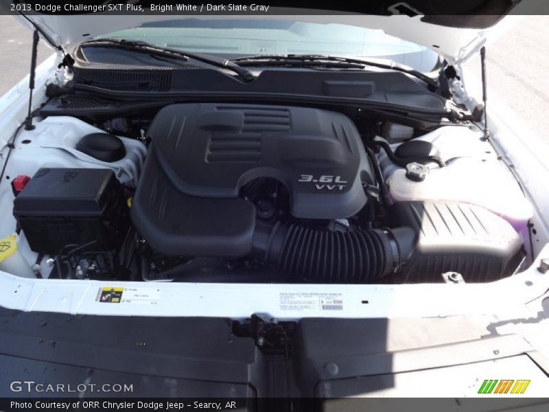 Bright White / Dark Slate Gray 2013 Dodge Challenger SXT Plus
