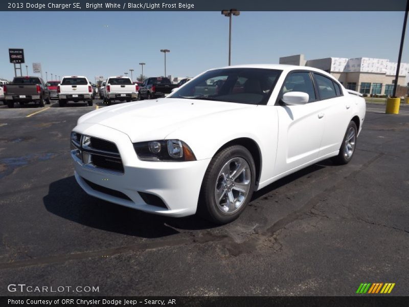 Bright White / Black/Light Frost Beige 2013 Dodge Charger SE