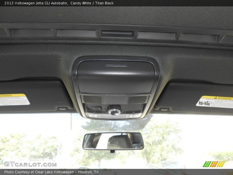 Candy White / Titan Black 2013 Volkswagen Jetta GLI Autobahn