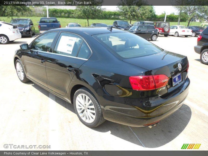 Black Uni / Titan Black 2013 Volkswagen Jetta SEL Sedan