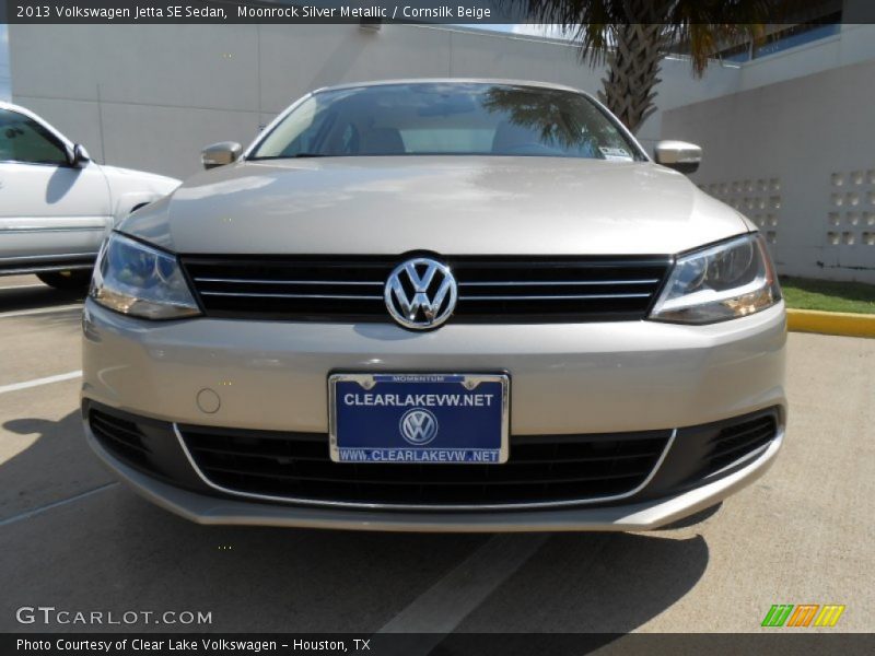 Moonrock Silver Metallic / Cornsilk Beige 2013 Volkswagen Jetta SE Sedan
