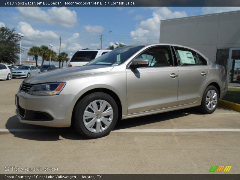 Moonrock Silver Metallic / Cornsilk Beige 2013 Volkswagen Jetta SE Sedan