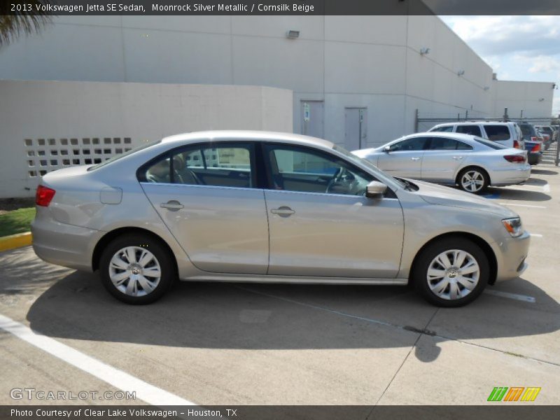 Moonrock Silver Metallic / Cornsilk Beige 2013 Volkswagen Jetta SE Sedan