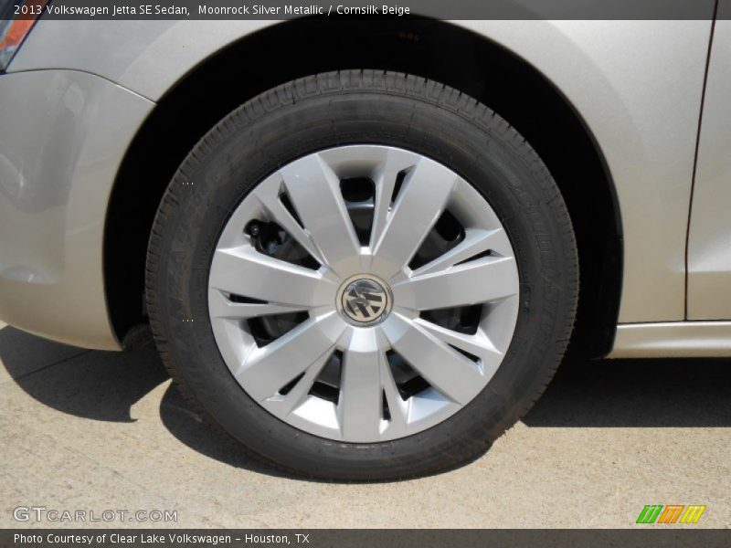 Moonrock Silver Metallic / Cornsilk Beige 2013 Volkswagen Jetta SE Sedan