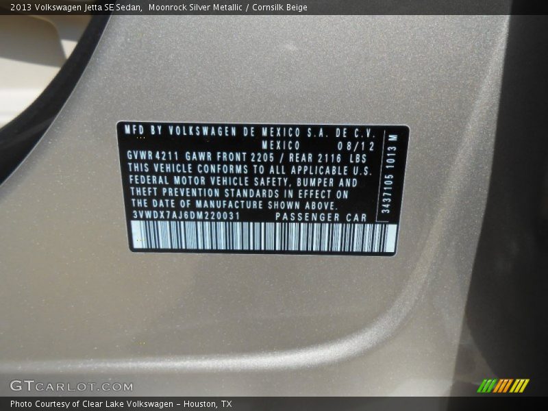 Moonrock Silver Metallic / Cornsilk Beige 2013 Volkswagen Jetta SE Sedan
