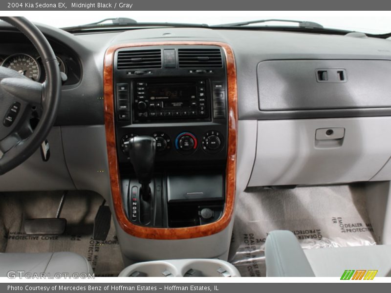 Midnight Black / Gray 2004 Kia Sedona EX