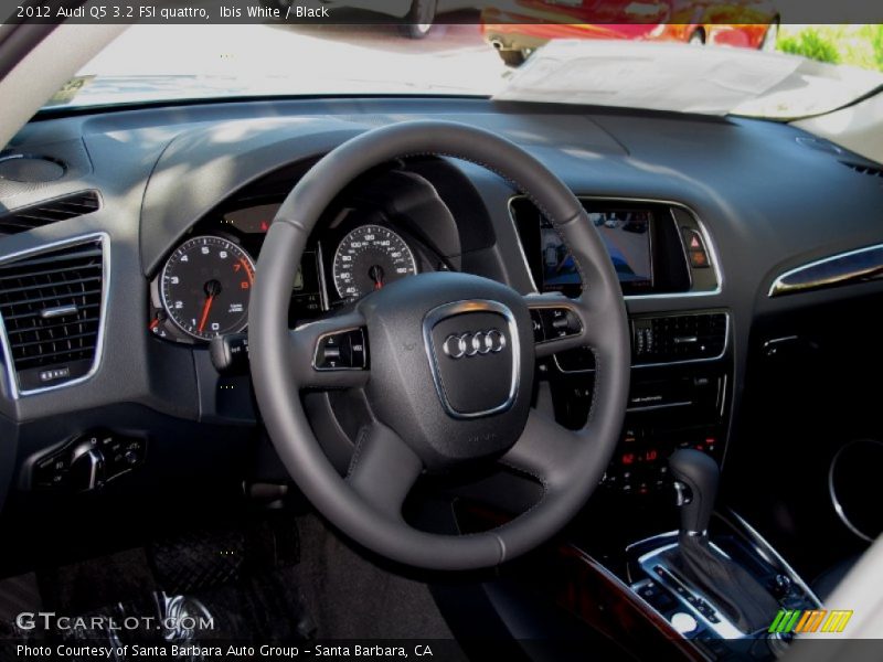 Ibis White / Black 2012 Audi Q5 3.2 FSI quattro