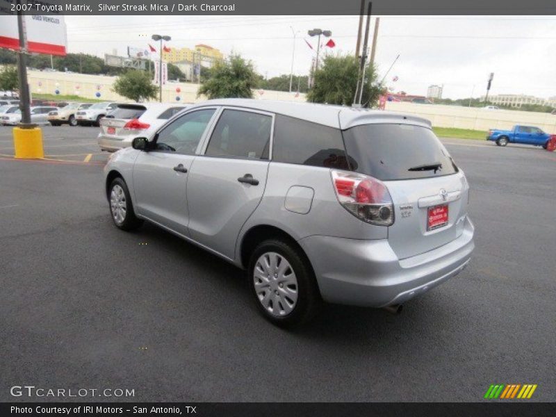Silver Streak Mica / Dark Charcoal 2007 Toyota Matrix
