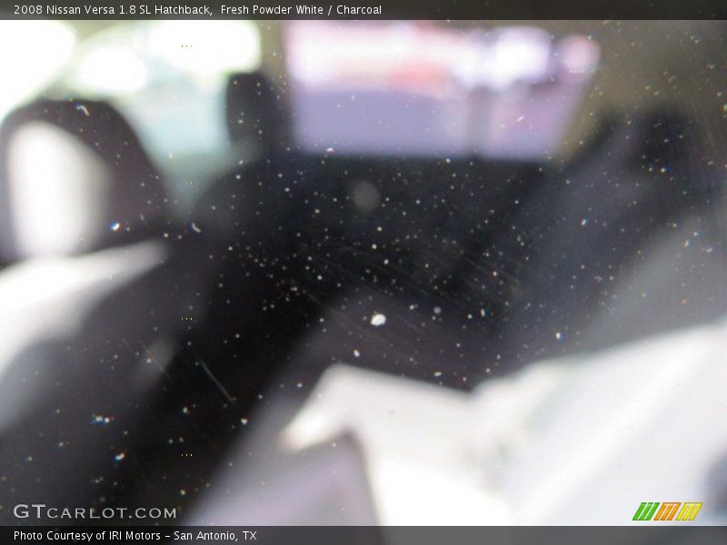 Fresh Powder White / Charcoal 2008 Nissan Versa 1.8 SL Hatchback