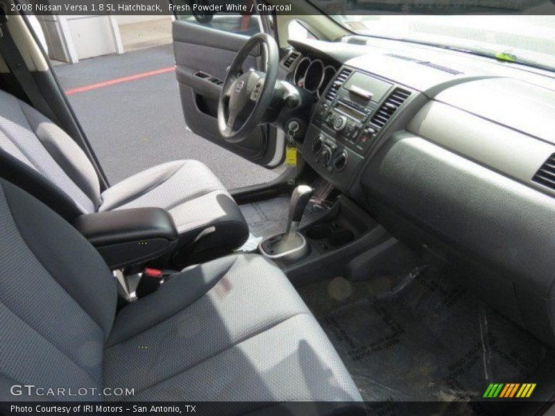 Fresh Powder White / Charcoal 2008 Nissan Versa 1.8 SL Hatchback