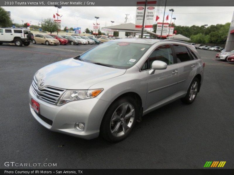 Classic Silver Metallic / Gray 2010 Toyota Venza V6