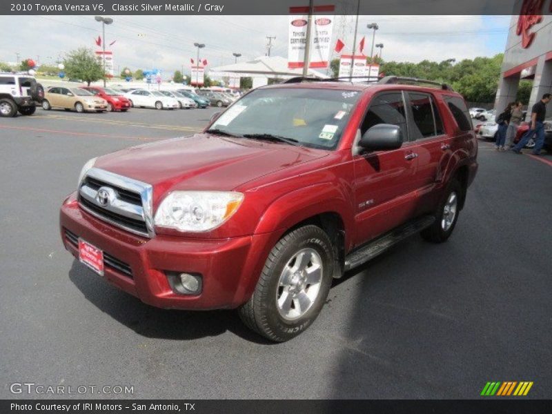 Classic Silver Metallic / Gray 2010 Toyota Venza V6