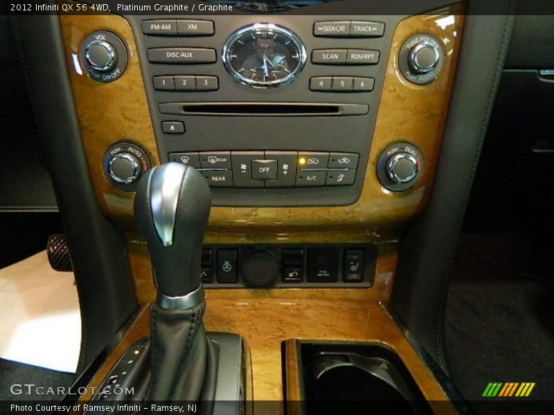 Controls of 2012 QX 56 4WD