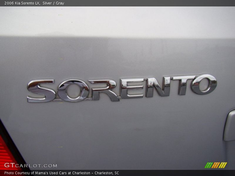 Silver / Gray 2006 Kia Sorento LX