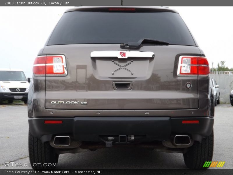 Cocoa / Tan 2008 Saturn Outlook XR