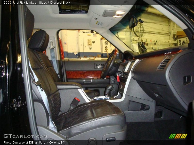 Black / Charcoal Black 2009 Ford Flex Limited