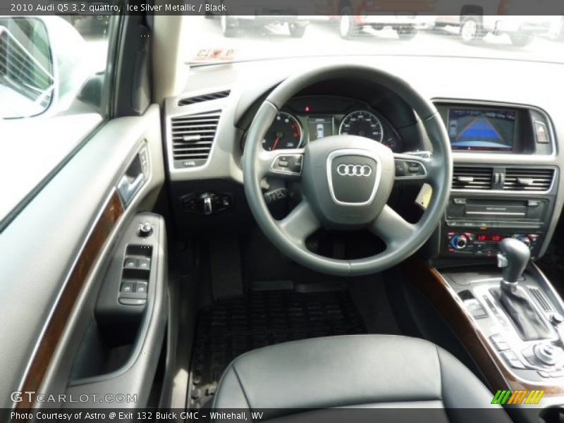 Ice Silver Metallic / Black 2010 Audi Q5 3.2 quattro