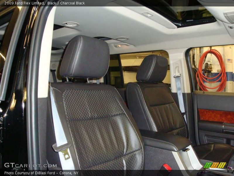 Black / Charcoal Black 2009 Ford Flex Limited