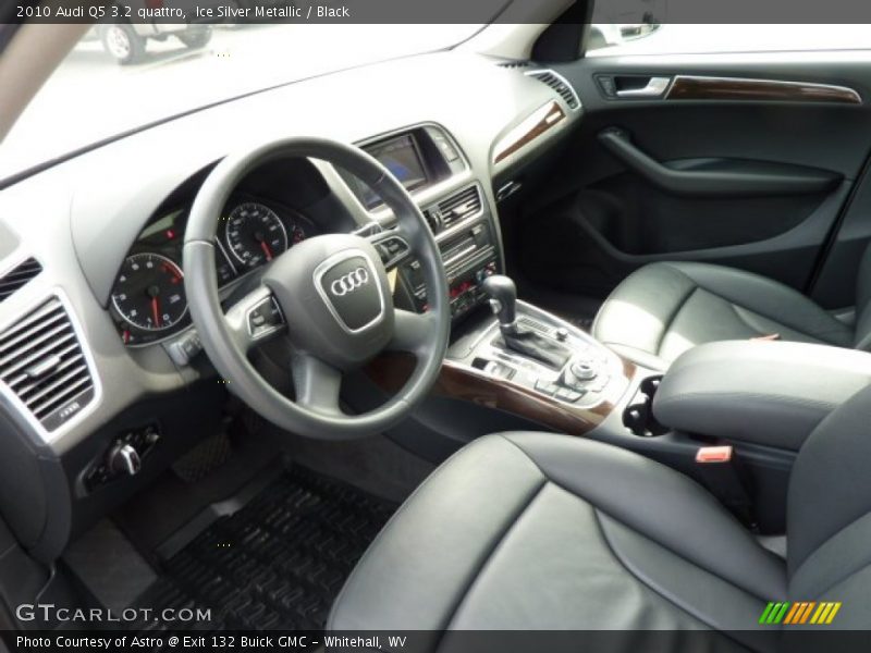 Ice Silver Metallic / Black 2010 Audi Q5 3.2 quattro
