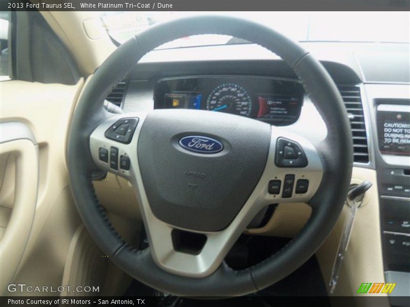 White Platinum Tri-Coat / Dune 2013 Ford Taurus SEL