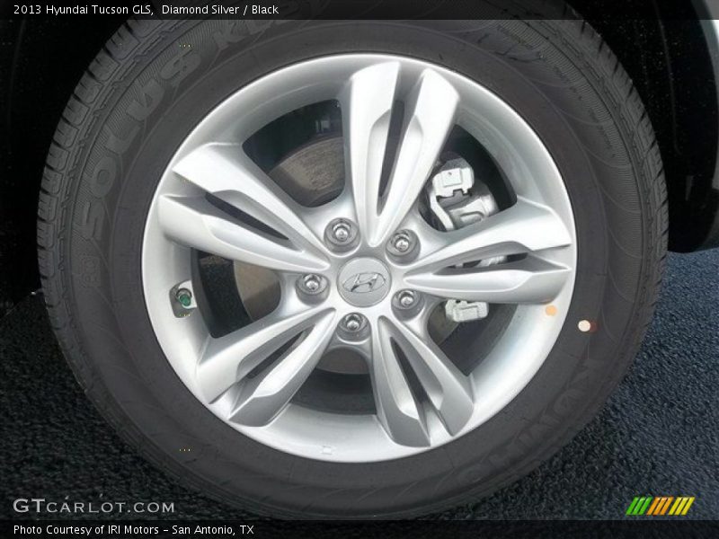 Diamond Silver / Black 2013 Hyundai Tucson GLS