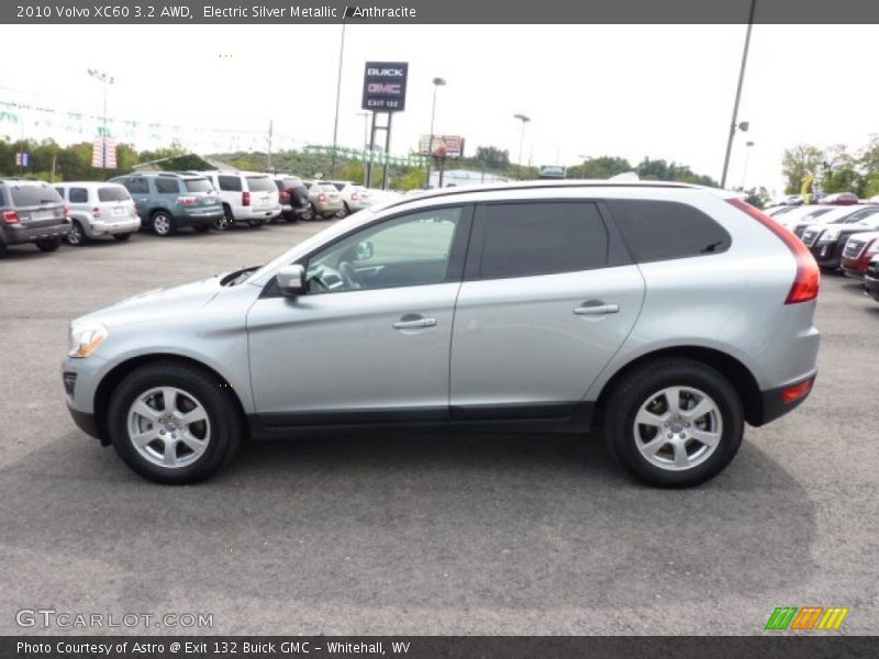 Electric Silver Metallic / Anthracite 2010 Volvo XC60 3.2 AWD