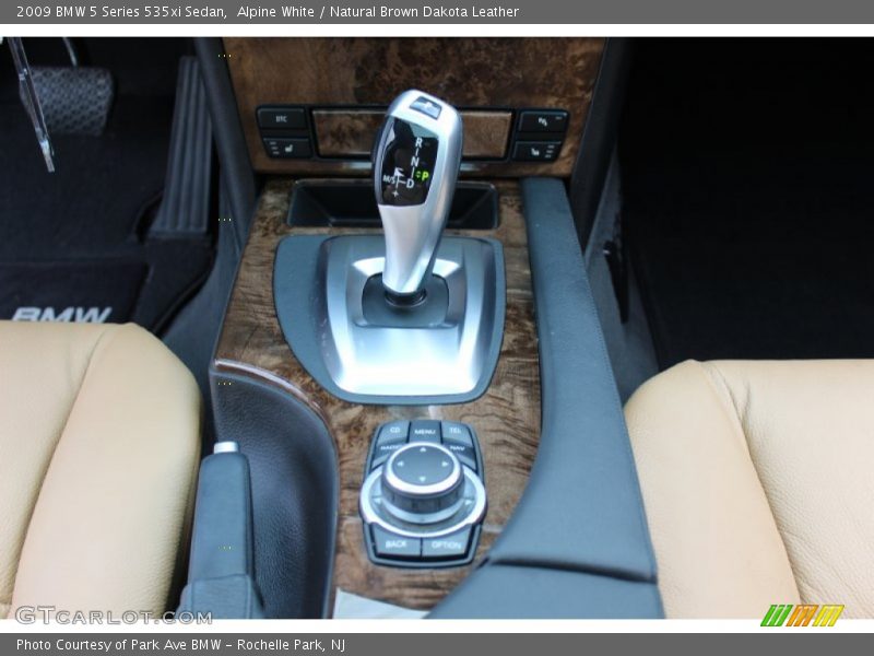 Alpine White / Natural Brown Dakota Leather 2009 BMW 5 Series 535xi Sedan